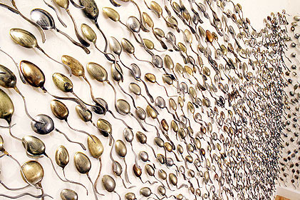 art-Eung Ho Park Sperm Spoons 1999 - 2004.jpg
