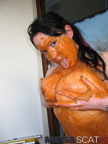 tumblr_m74eomAmba1rpud9co1_1280.jpg
