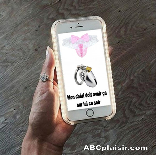 La sissy en cage est dominé (15).jpg