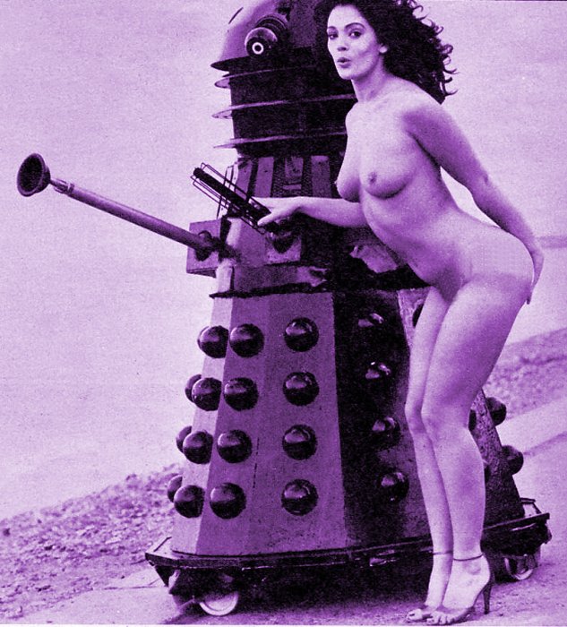 Topless_Dalek-1.jpg