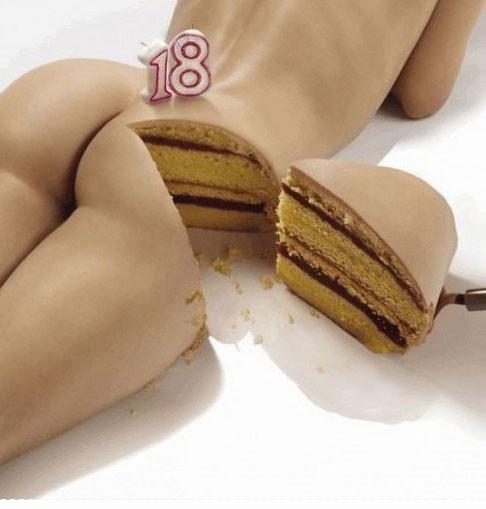sexy-cake.jpg