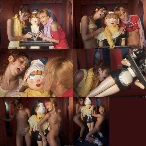 Lesbo-fake-trio.jpg