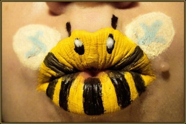 bouche-abeille.jpg
