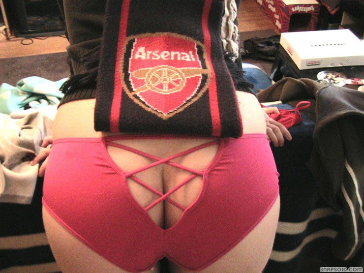 arsenal girl.jpg