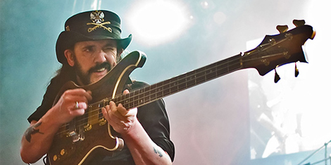 lemmy basse.jpg