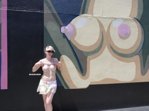 public-i-m-a-big-fan-of-street-art.jpg