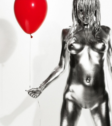 wet-silver-bodypaint-.jpg
