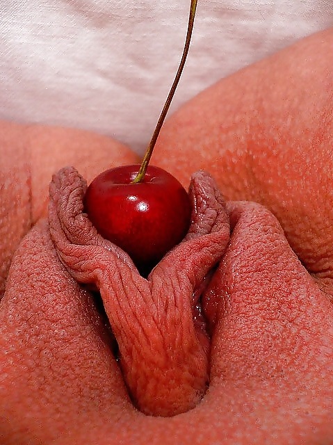 Cherry-on-the-cherie.jpg