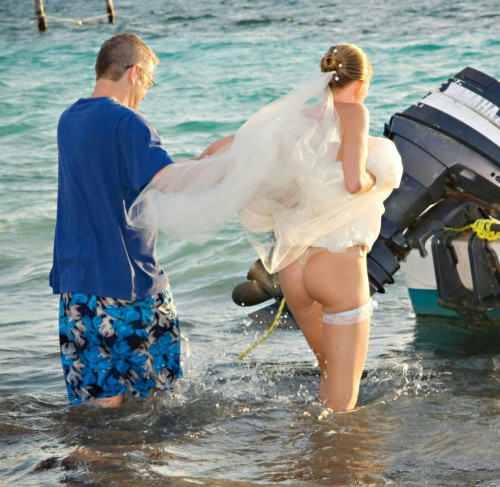 dresses-leaving-by-boat.jpg