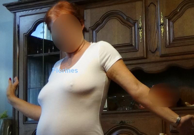 No bra.jpg