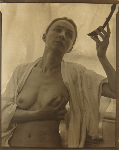 Georgia_O'Keeffe-1919 -.png