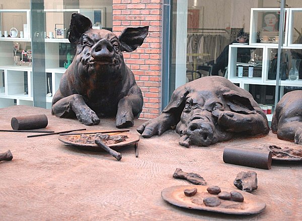 Today-Art-Museum-Cochons---novembre-2010-348-.jpg