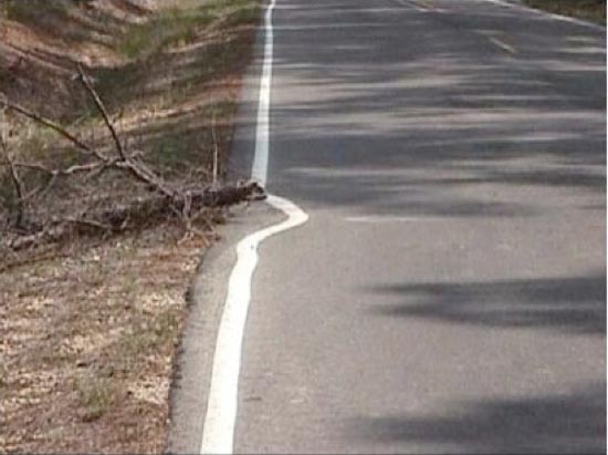 traçage d'une route en corse.jpg