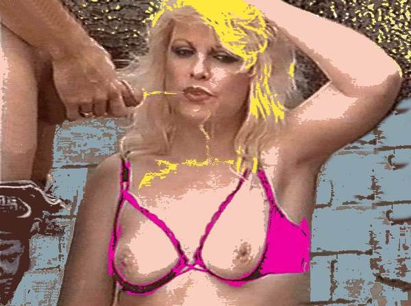 blonde_pee.jpg