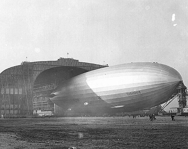 big_hindenburg_emerging_from_hangar_1.jpg